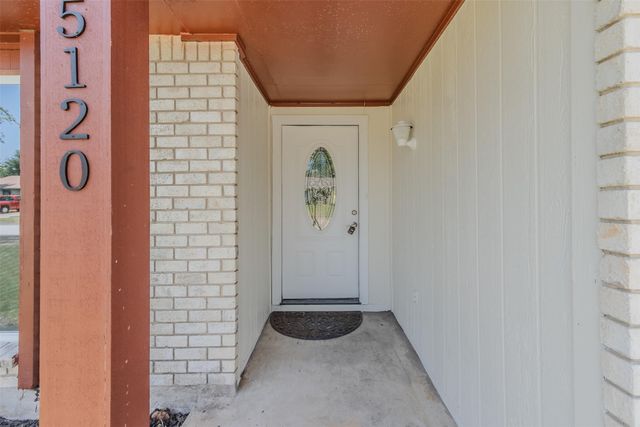 5120 Runyon Drive, The Colony, TX 75056