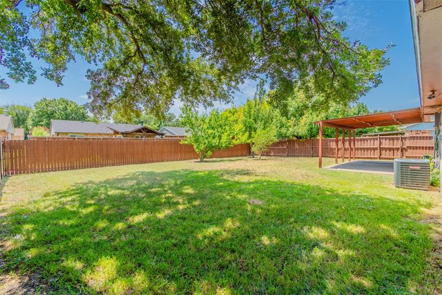 5120 Runyon Drive, The Colony, TX 75056