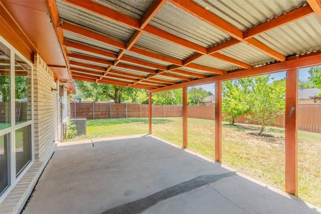 5120 Runyon Drive, The Colony, TX 75056