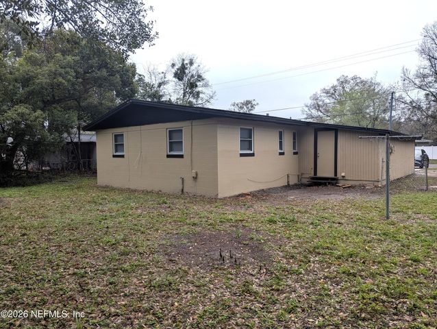 3917 MACGREGOR Drive, Jacksonville, FL 32210