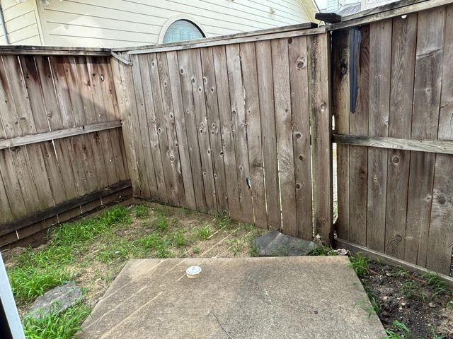 9716 Linkmeadow Lane, Houston, TX 77025