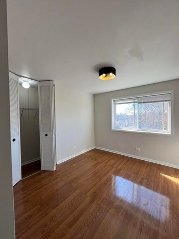 314 Lathrop Avenue 402, Forest Park, IL 60130