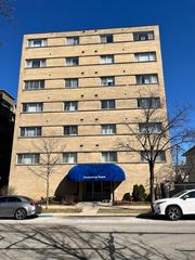 314 Lathrop Avenue 402, Forest Park, IL 60130