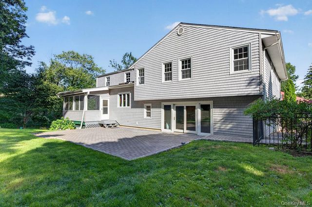 7 Stanley Road, White Plains, NY 10605