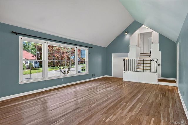 7 Stanley Road, White Plains, NY 10605