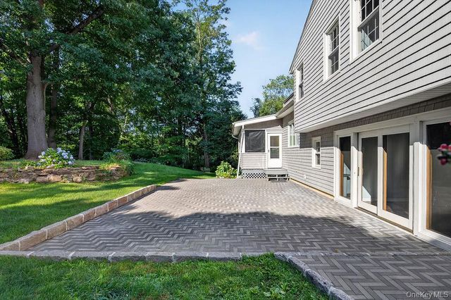 7 Stanley Road, White Plains, NY 10605