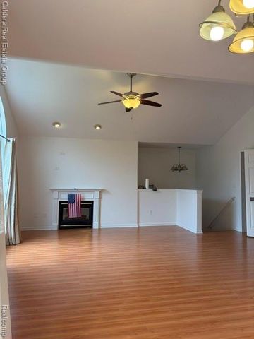 14211 Chesapeake Circle, Walled Lake, MI 48390