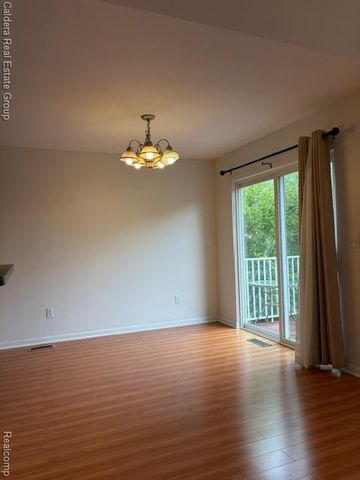 14211 Chesapeake Circle, Walled Lake, MI 48390