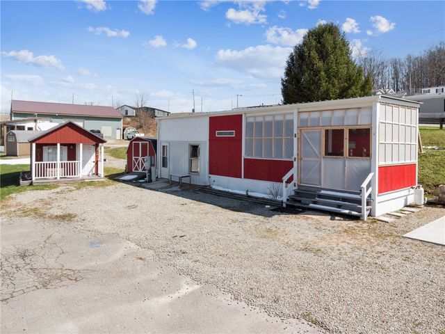 300 Clubhouse Drive, Donegal, PA 15628