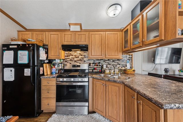 300 Clubhouse Drive, Donegal, PA 15628