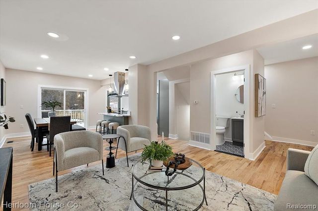 3508 Parker Street, Detroit, MI 48214