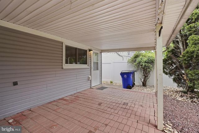 365 W KING ST, Pottstown, PA 19464