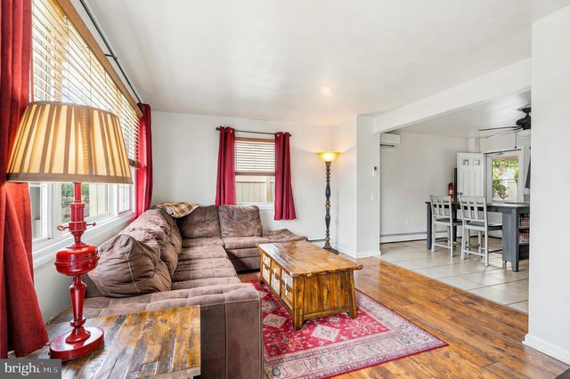 365 W KING ST, Pottstown, PA 19464