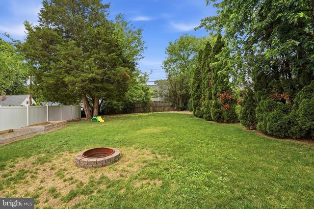 365 W KING ST, Pottstown, PA 19464