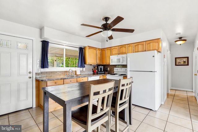 365 W KING ST, Pottstown, PA 19464