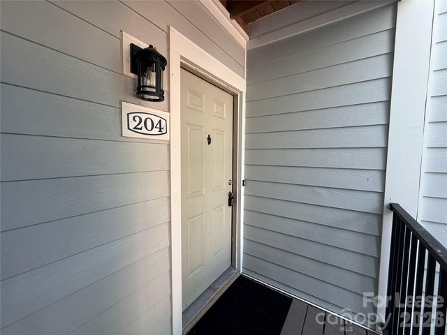 18809 Nautical Drive 204, Cornelius, NC 28031