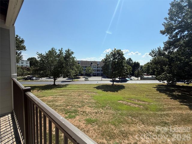 18809 Nautical Drive 204, Cornelius, NC 28031