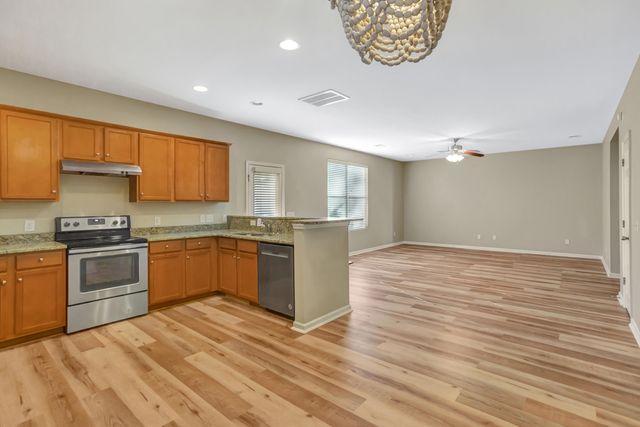 1313 Merchant Court, Mount Pleasant, SC 29466