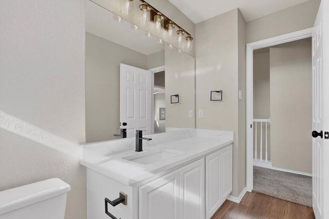 405 Buckingham DR, Kyle, TX 78640