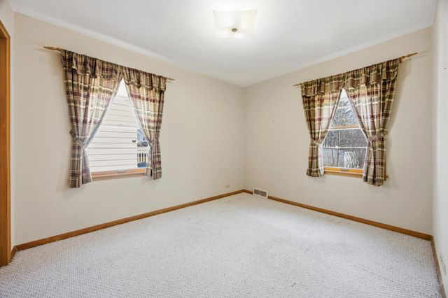 312 16th Street S, Moorhead, MN 56560