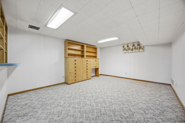 312 16th Street S, Moorhead, MN 56560