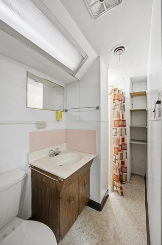 312 16th Street S, Moorhead, MN 56560