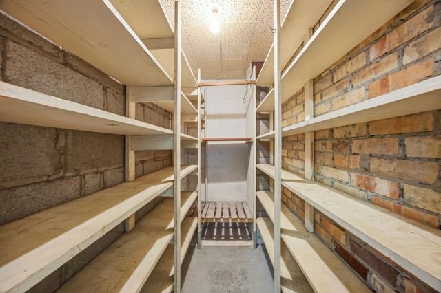 312 16th Street S, Moorhead, MN 56560