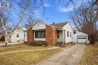 312 16th Street S, Moorhead, MN 56560