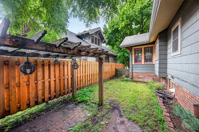 1507 48th Street, Des Moines, IA 50311