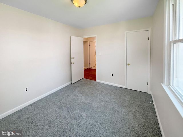 54 WAGNERS LN, Essex, MD 21221