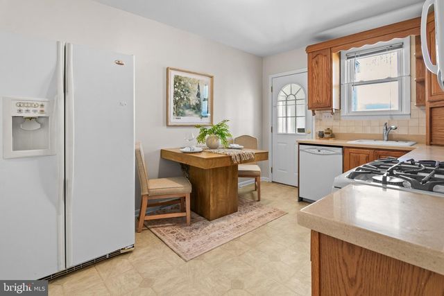 54 WAGNERS LN, Essex, MD 21221