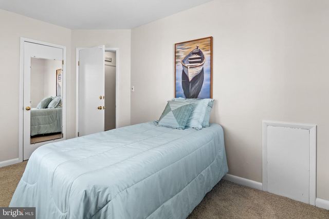 54 WAGNERS LN, Essex, MD 21221