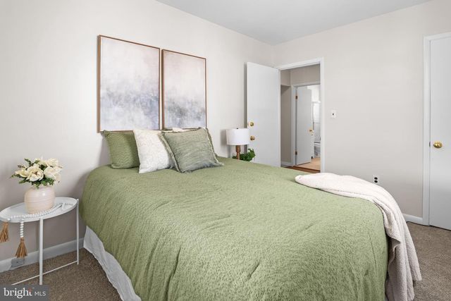54 WAGNERS LN, Essex, MD 21221