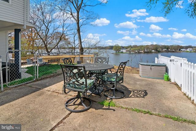 54 WAGNERS LN, Essex, MD 21221