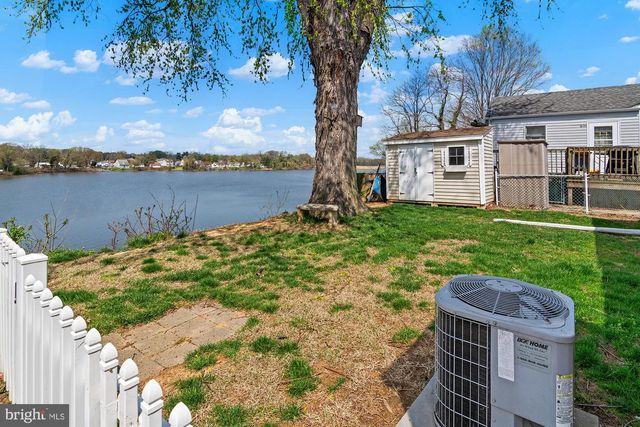 54 WAGNERS LN, Essex, MD 21221