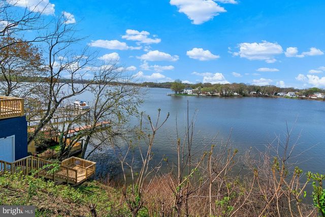 54 WAGNERS LN, Essex, MD 21221