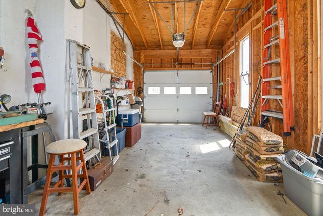 54 WAGNERS LN, Essex, MD 21221