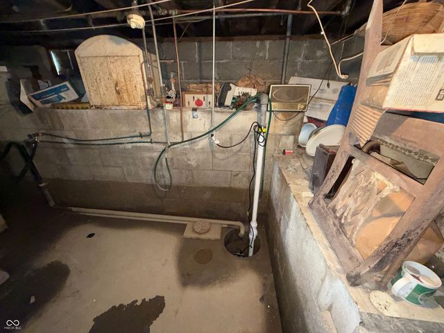 1822 Englewood Drive, Indianapolis, IN 46219