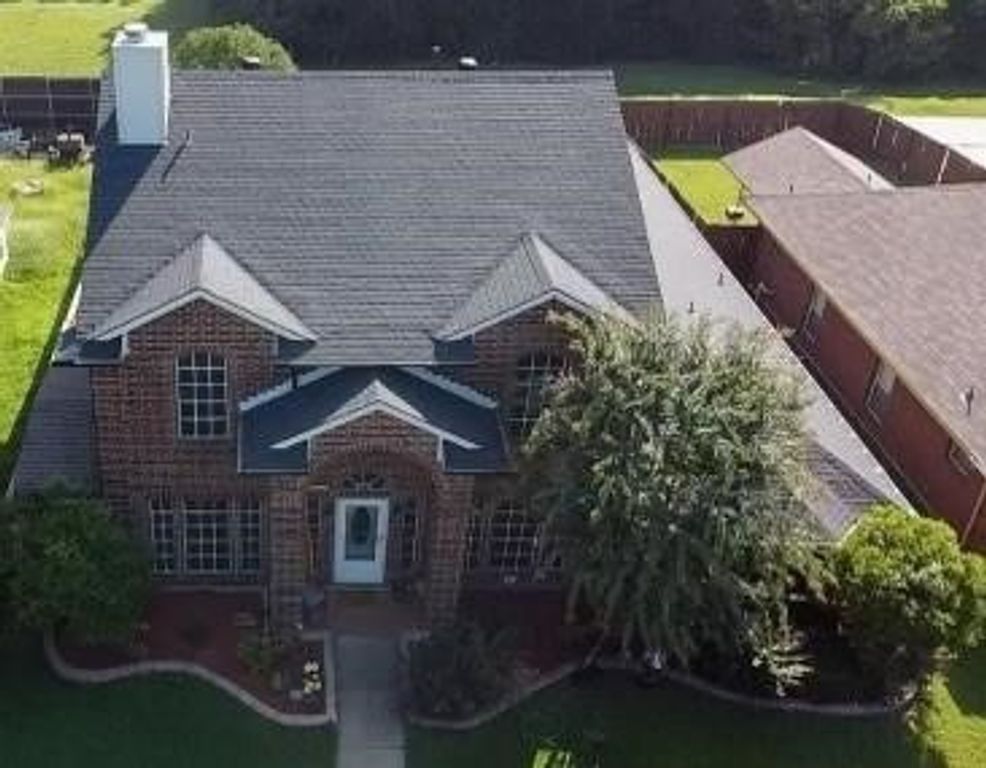 2324 Boardwalk Drive, Mesquite, TX 75181