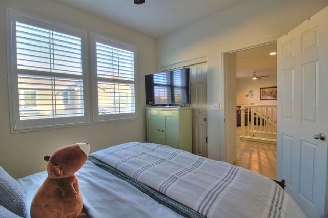 2204 Gallery Dr, Riverbank, CA 95367