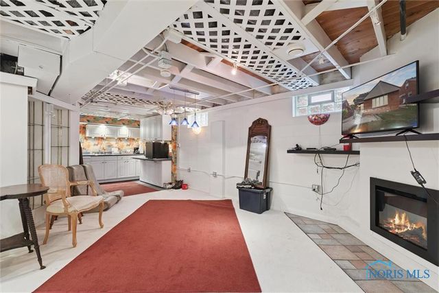 4113 S Detroit Avenue, Toledo, OH 43614