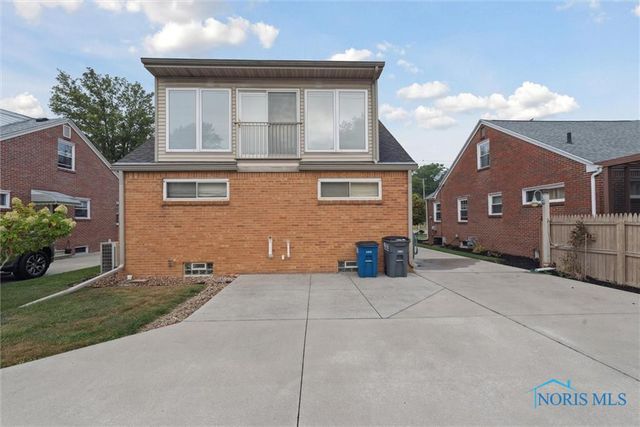 4113 S Detroit Avenue, Toledo, OH 43614