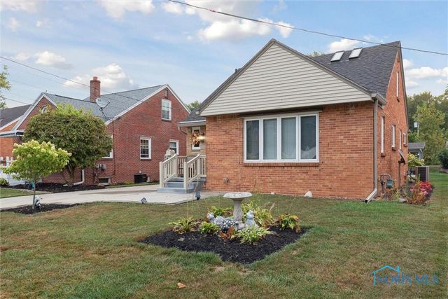 4113 S Detroit Avenue, Toledo, OH 43614