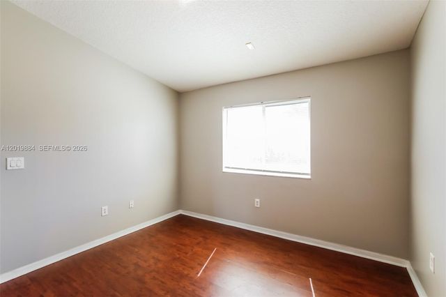 925 NE 34th Ave 203, Homestead, FL 33033