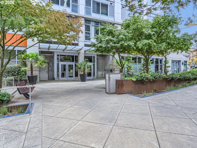 1926 W BURNSIDE St 311, Portland, OR 97209