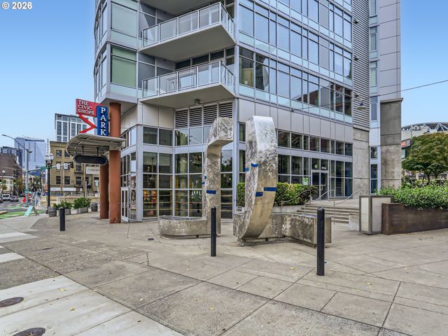 1926 W BURNSIDE St 311, Portland, OR 97209