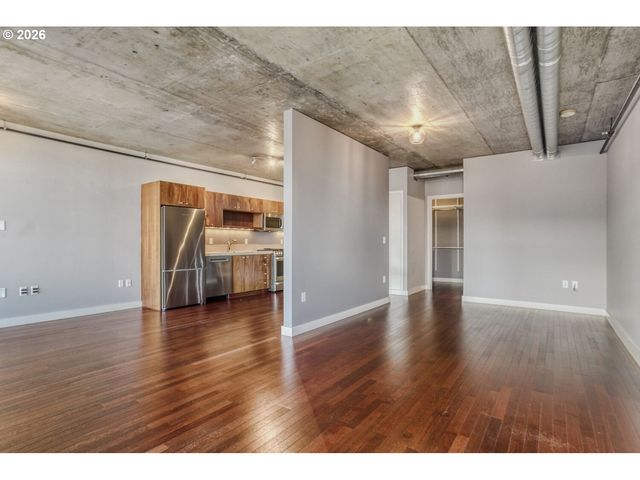 1926 W BURNSIDE St 311, Portland, OR 97209
