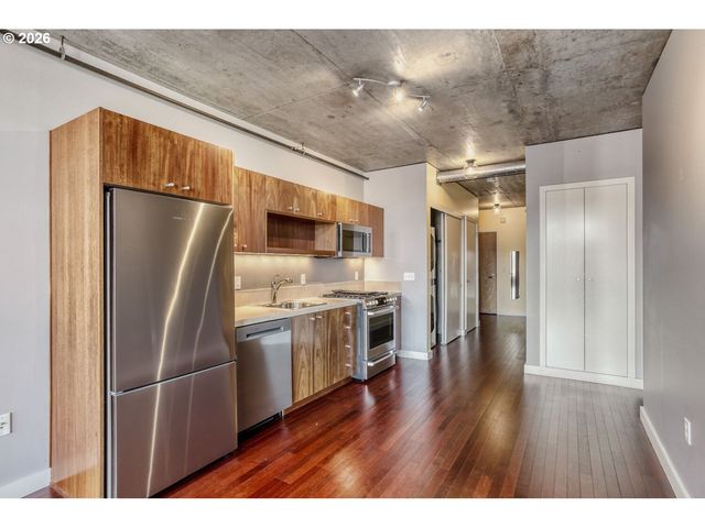 1926 W BURNSIDE St 311, Portland, OR 97209