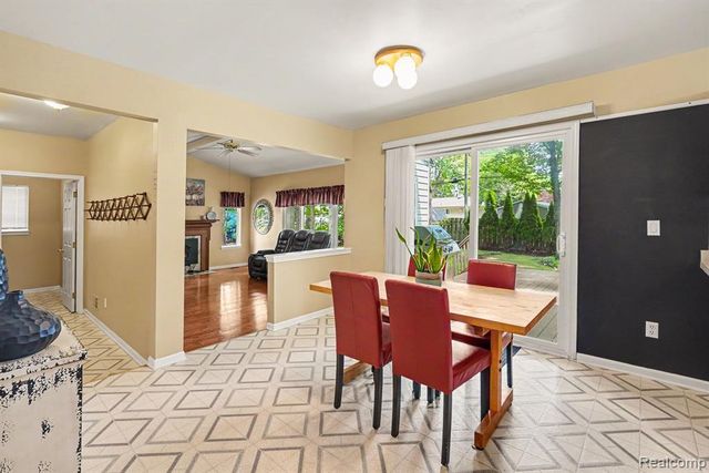 6290 Waldon Woods Drive, Clarkston, MI 48346