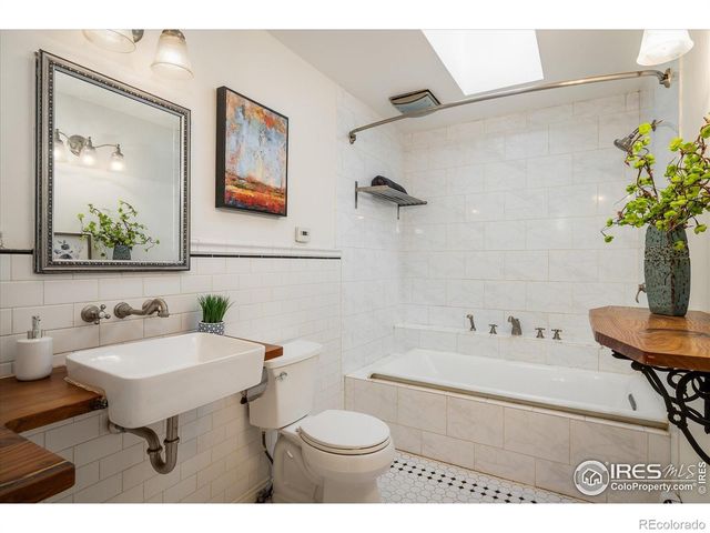 855 Main Street, Boulder, CO 80302